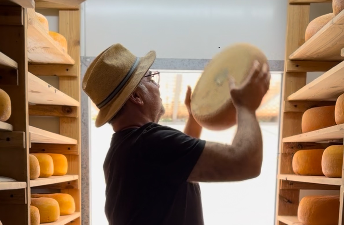 חדר הגבינות של חנן הגבן